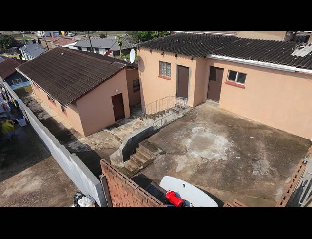 3 BEDROOM HOUSE FOR SALE IN UMLAZI Q